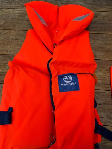 Rettungswesten für - 3,